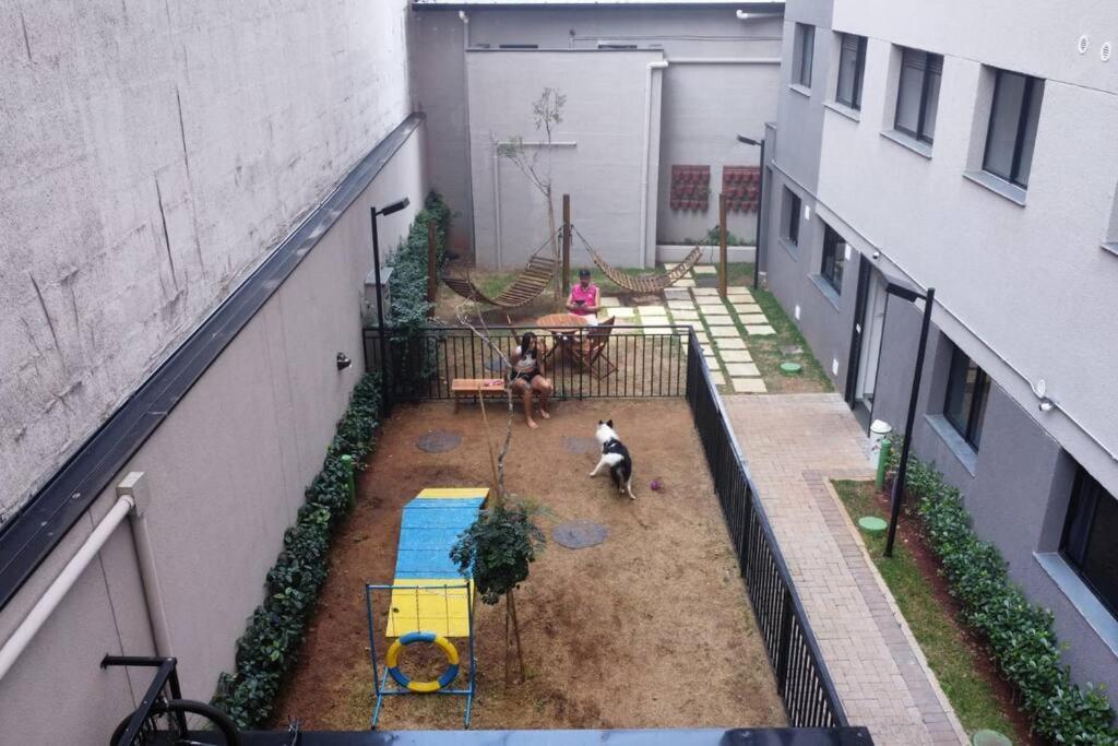 06 - Apto Liberdade Se 500'metro Apartamento *