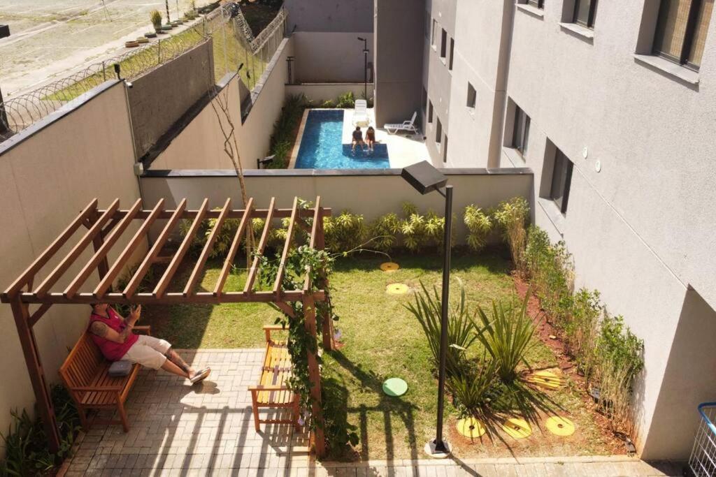 Apartamento 06 - Apto Liberdade Se 500'metro *